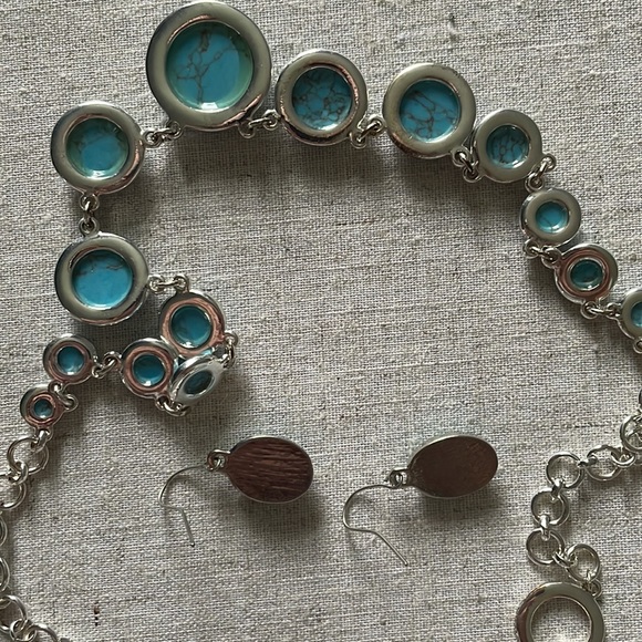 NWOT Turquoise Necklace & Earring Set - Picture 4 of 5